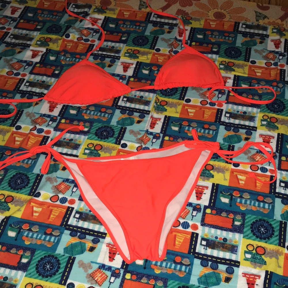 Bright orange 2 piece  zeraca Bikini (m)